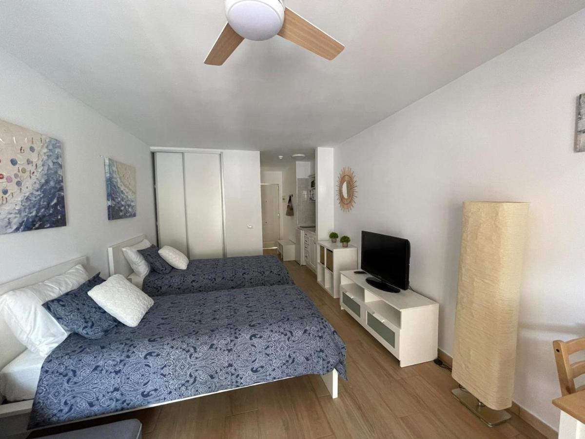 Castle Harbour Los Cristianos Beautiful Studio With Pool View Extérieur photo