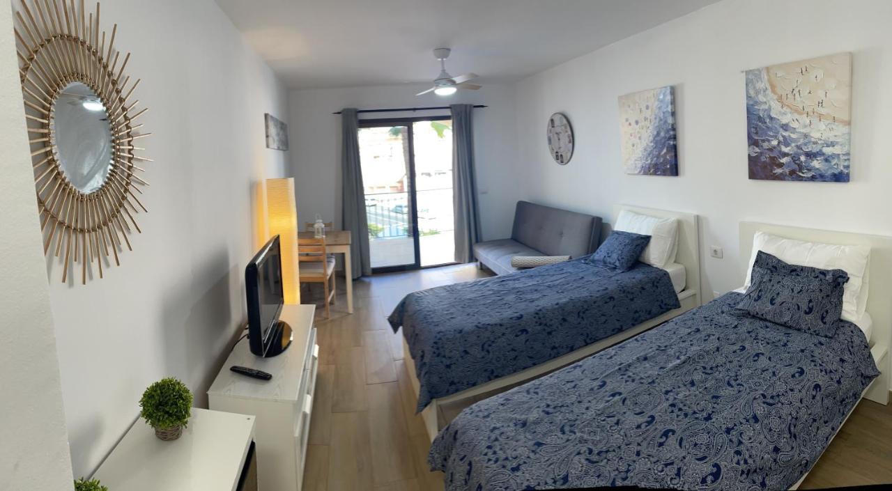 Castle Harbour Los Cristianos Beautiful Studio With Pool View Extérieur photo