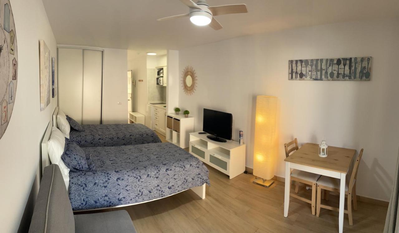 Castle Harbour Los Cristianos Beautiful Studio With Pool View Extérieur photo