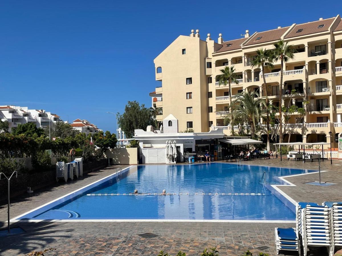 Castle Harbour Los Cristianos Beautiful Studio With Pool View Extérieur photo
