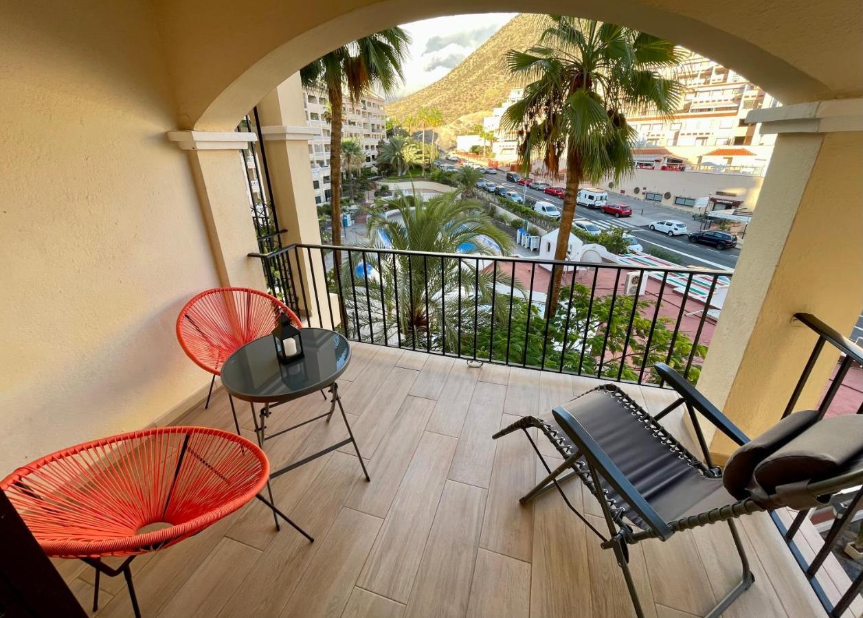 Castle Harbour Los Cristianos Beautiful Studio With Pool View Extérieur photo